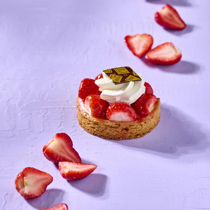 Aardbeienvlaaitje met slagroom