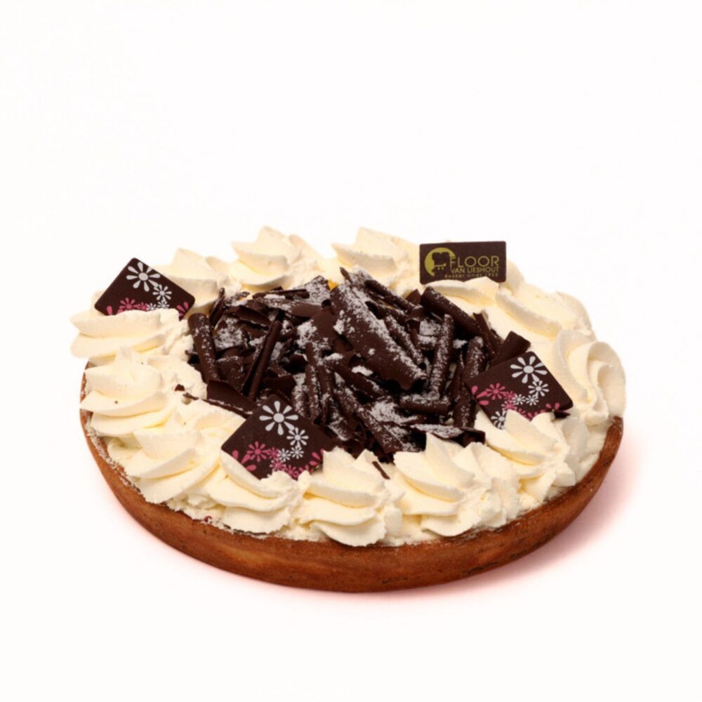 Kersenvlaai met chocolade en slagroom van Bakkerij Floor van Lieshout